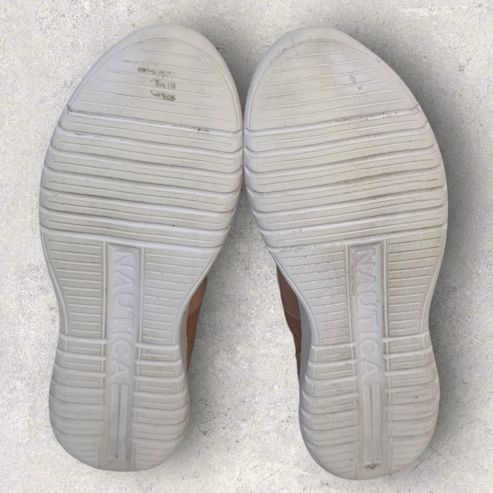 Women’s Nautica slip on sneakers size 8 - Picture 7 of 7